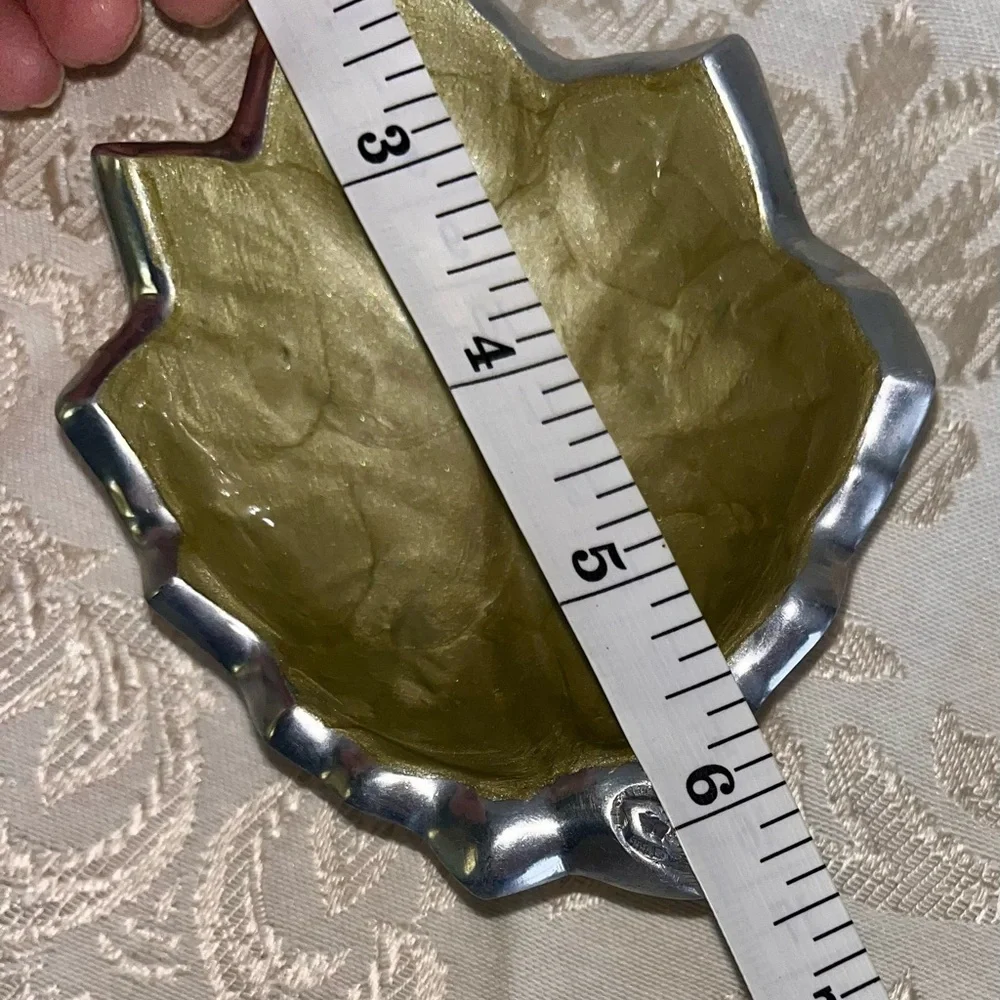 Julia Knight Kiwi Green Leaf Bowl 6x5